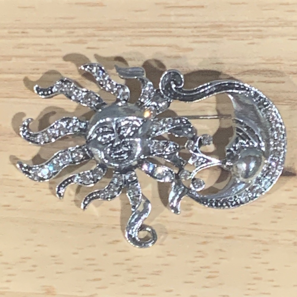 Vintage Style Silver Sun and Moon Celestial Brooch Rhinestone Pearl Pin